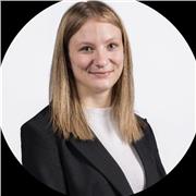 Étudiante en licence Commerce, Vente et Marketing, diplômée d’un BTS GPME, je propose des cours de soutien et d’aide aux devoirs